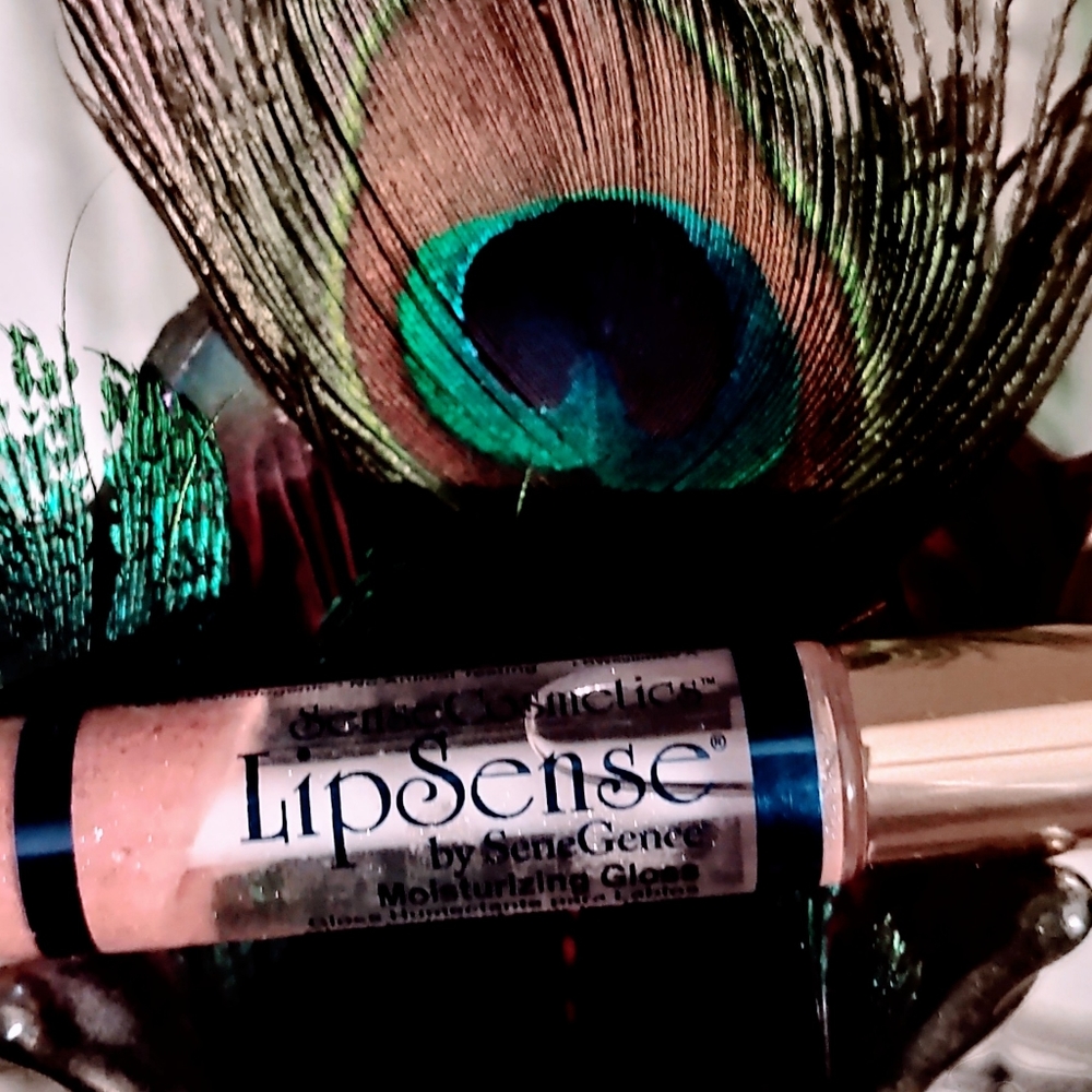 LipSense Moisturizing Gloss